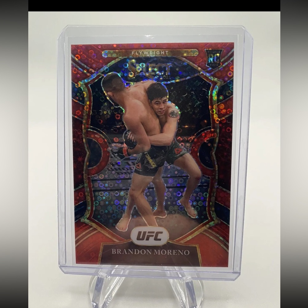 2021 PANINI SELECT UFC BRANDON MORENO RED DISCO PRIZM 81/199 CONCOURSE SP #96